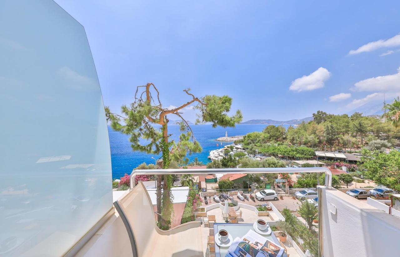 İki Yataklı Oda - Deniz Manzaralı