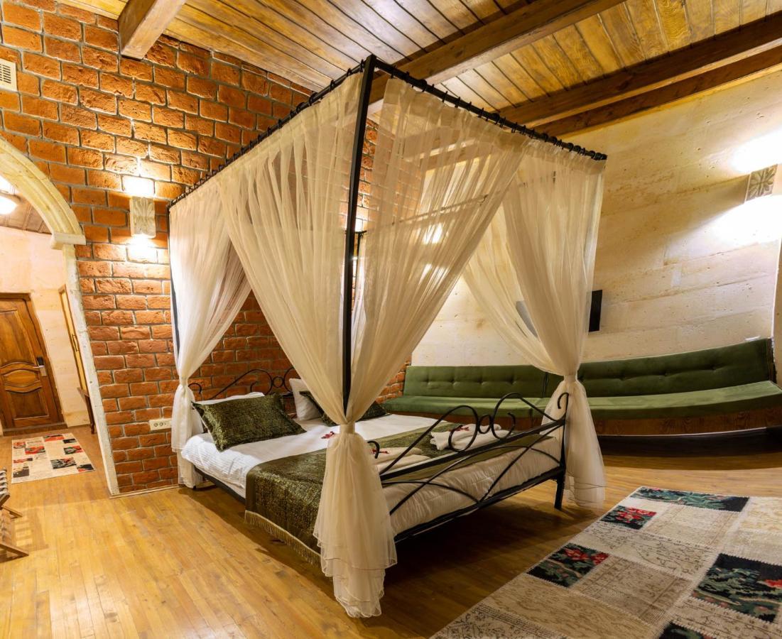 Double Room with Terrace