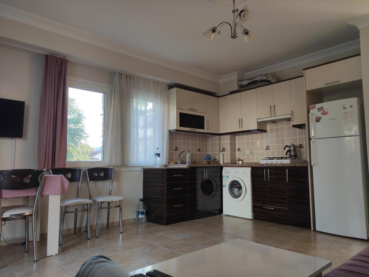 Apartment mit Poolblick