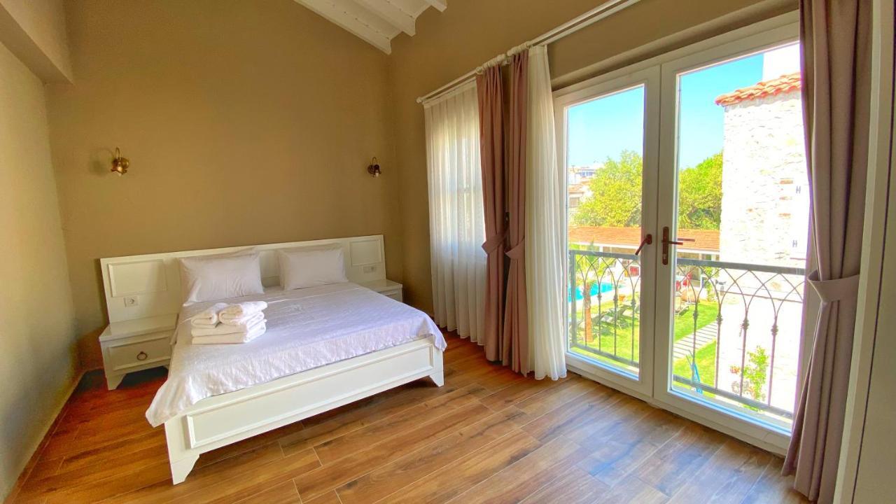 Üç Yatak Odalı Villa