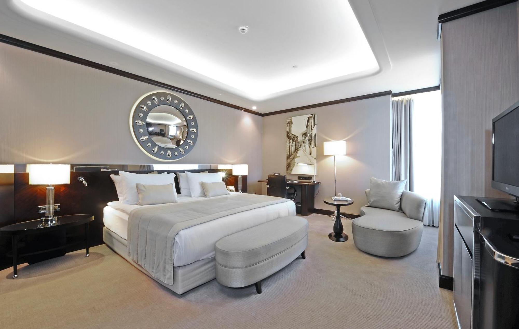Premium Corner King Room Smoking,1612968607:JPEG