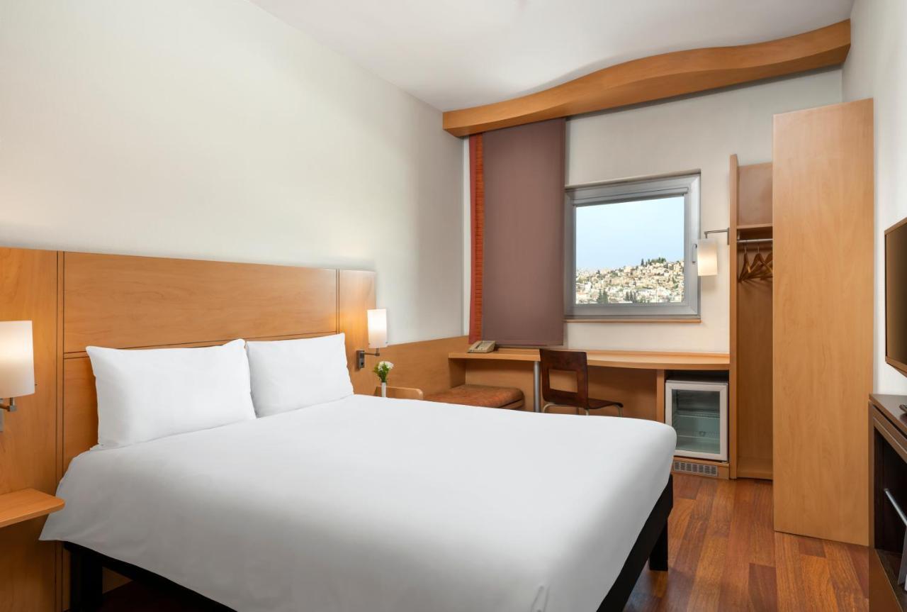 Standard Double Room,66060376:JPEG
