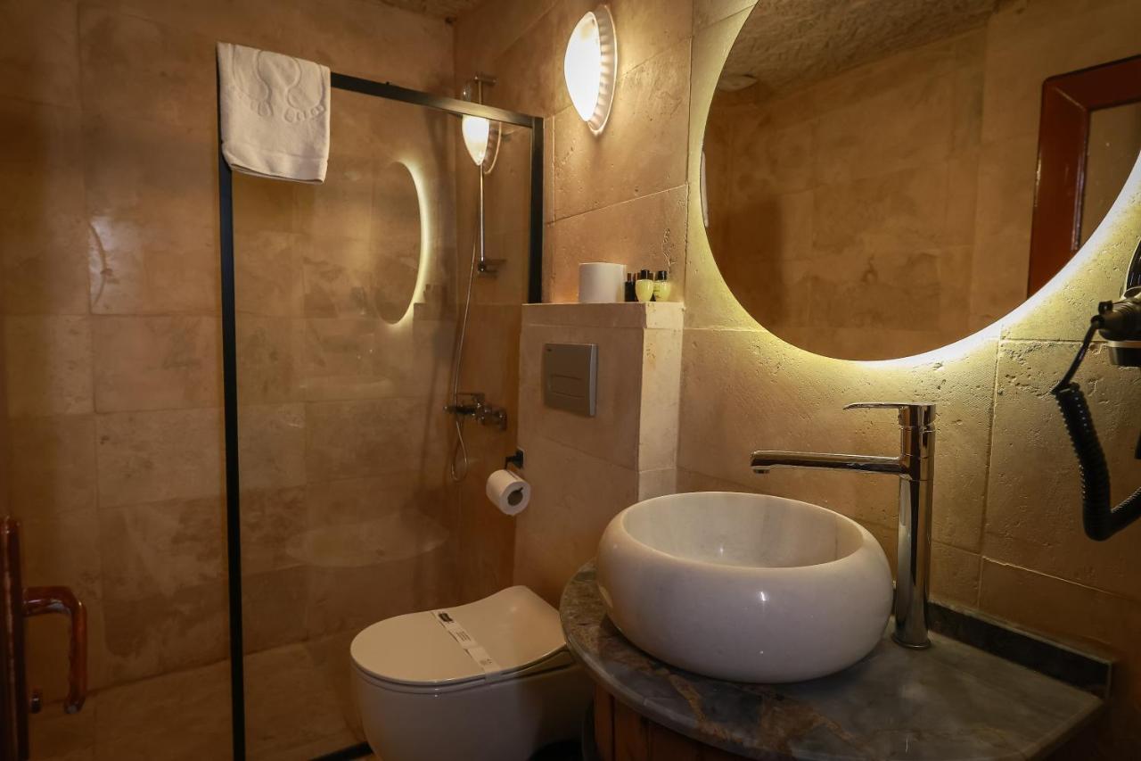 Standard Double Room,1386913745:JPEG