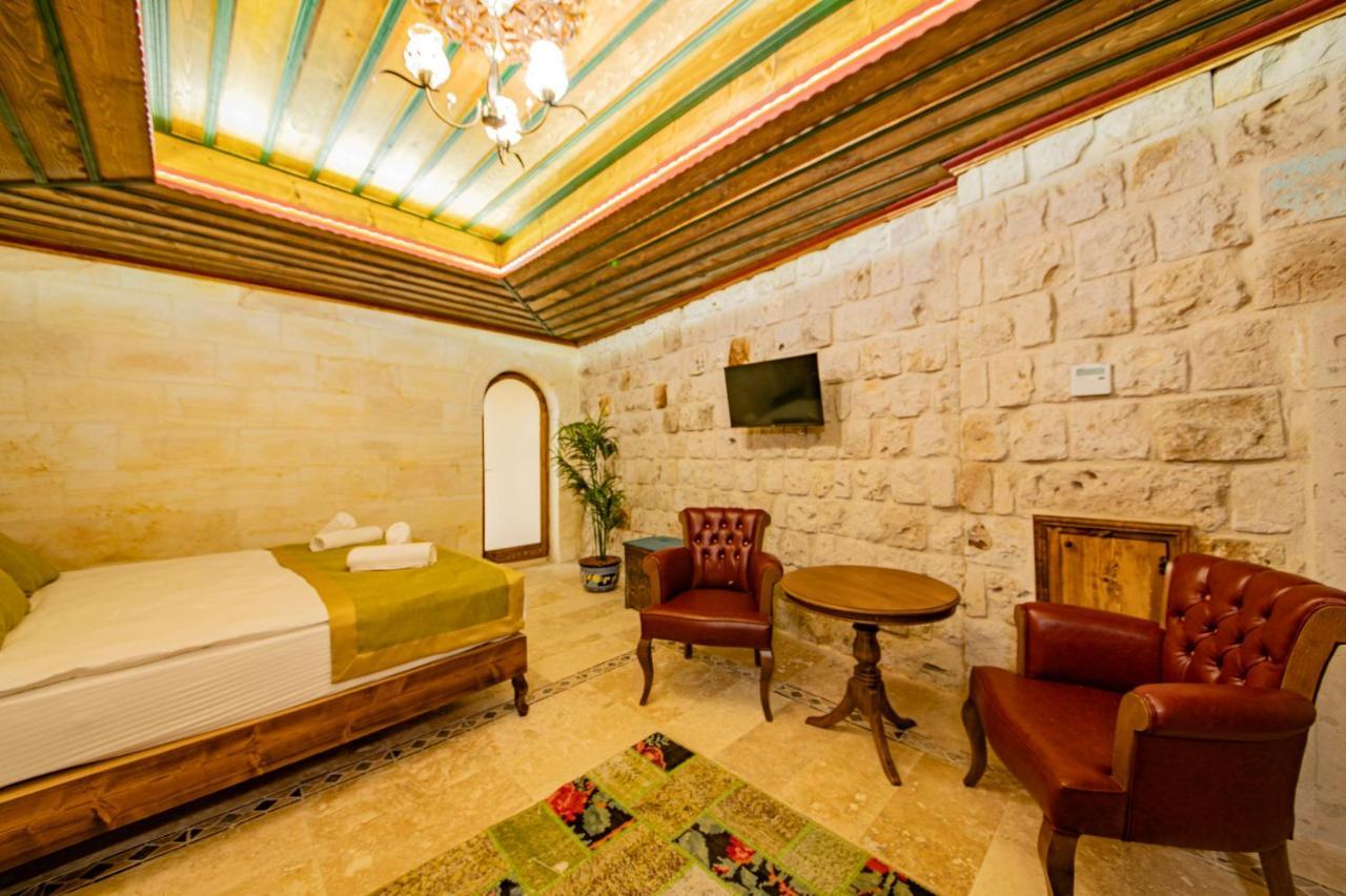 Budget Double Room,1556590591:JPEG