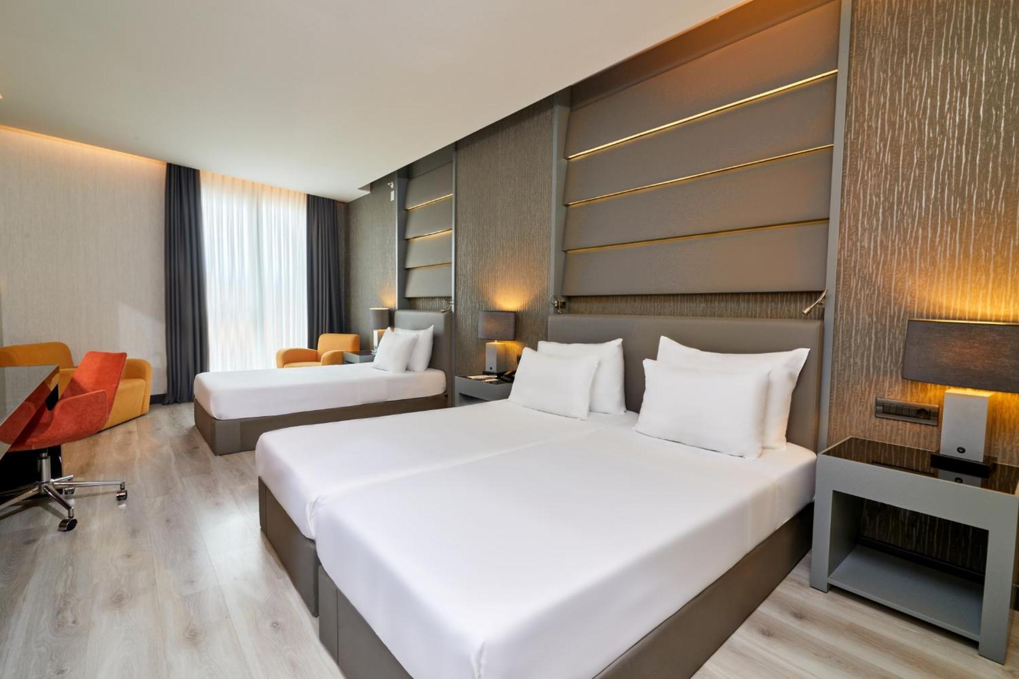 Deluxe Üç Kişilik Oda