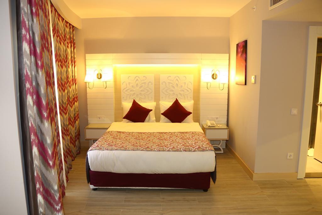 Superior Zimmer mit Landblick