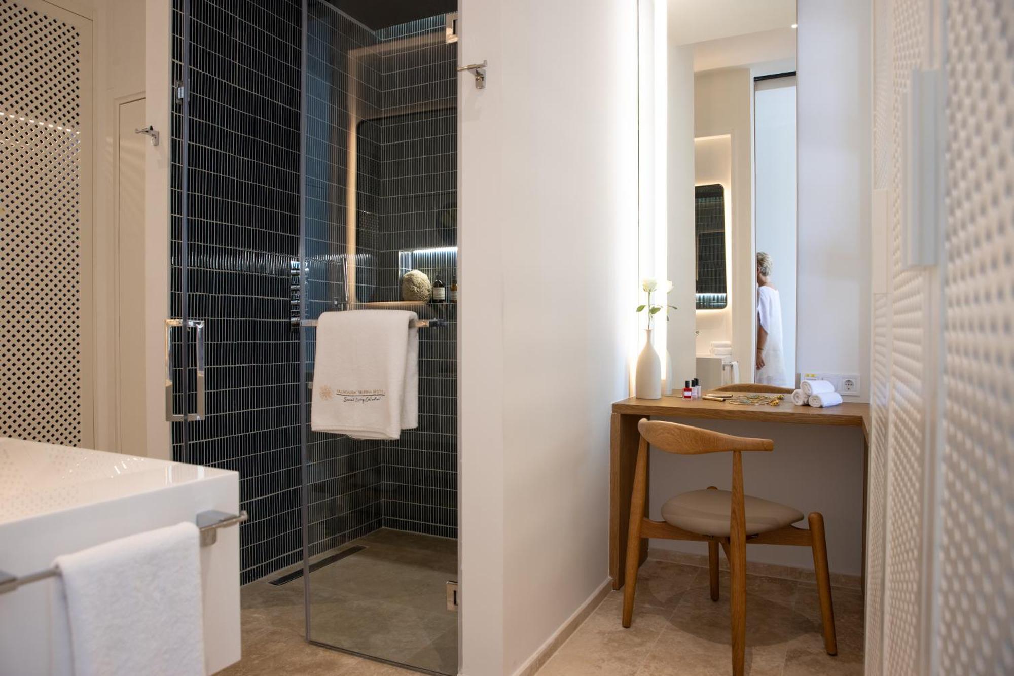 Sea View Twin Junior Suite