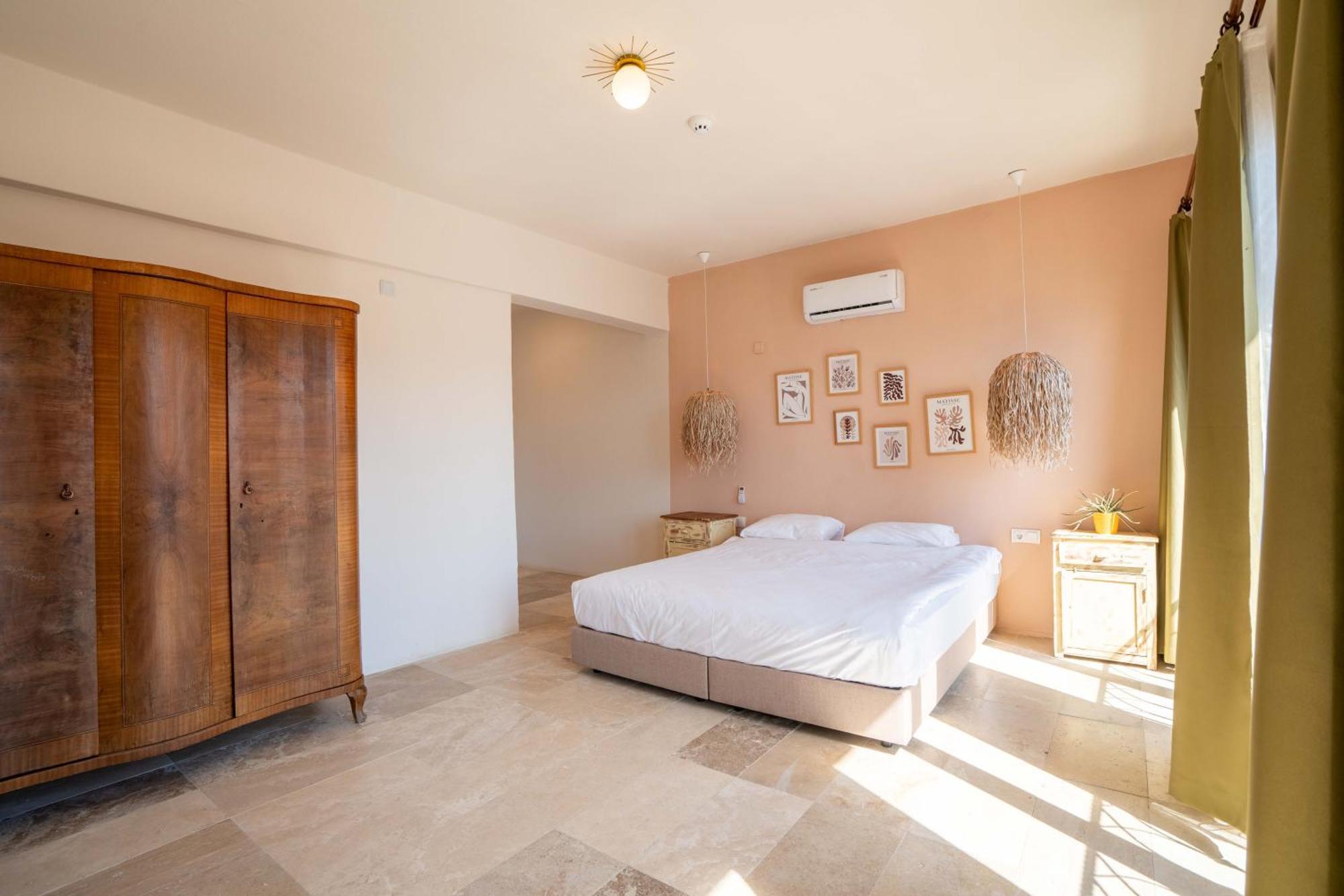 Deluxe Çift Kişilik Oda - Yandan Deniz Manzaralı