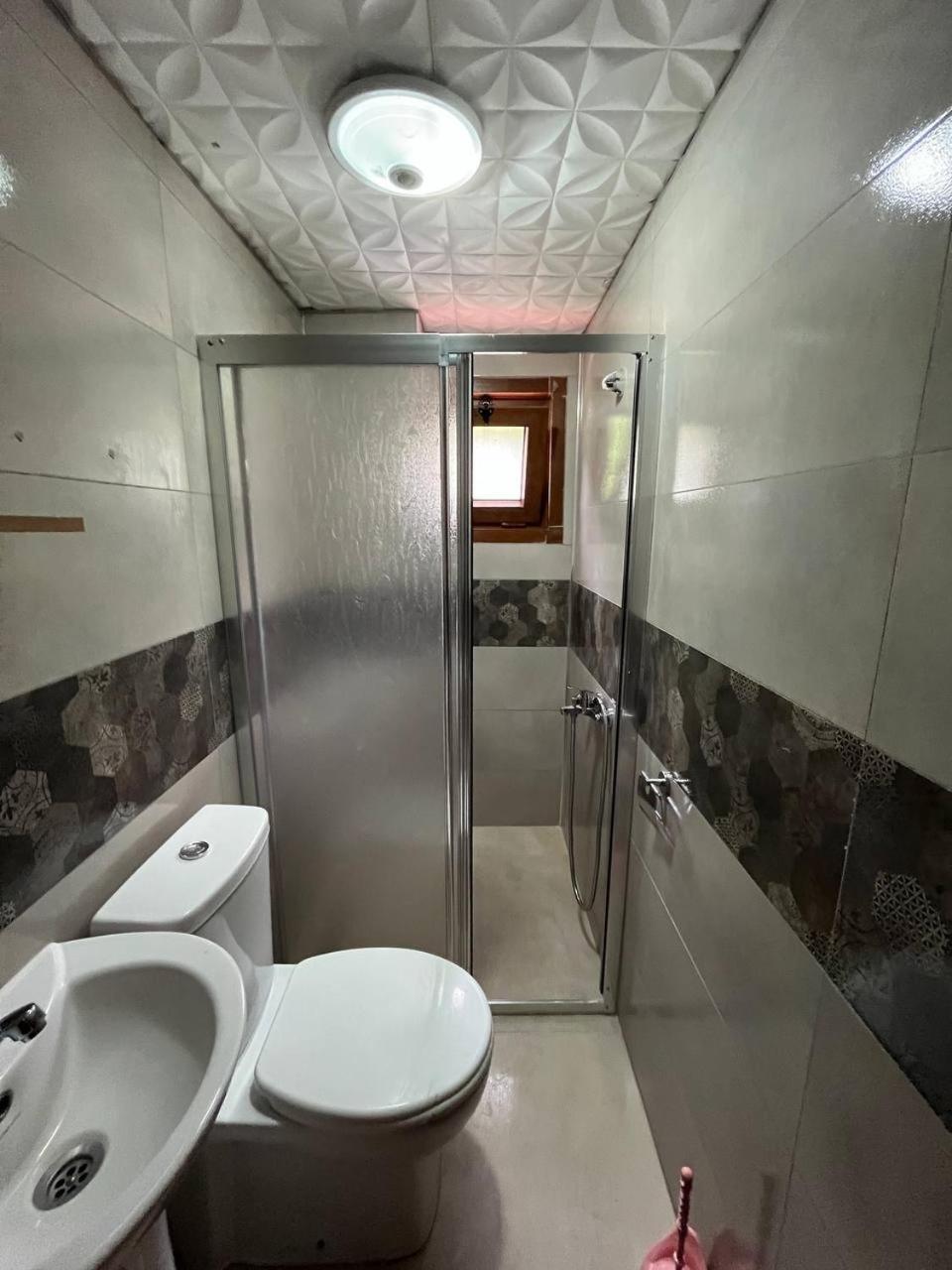 Çift Kişilik Oda - Göl Manzaralı