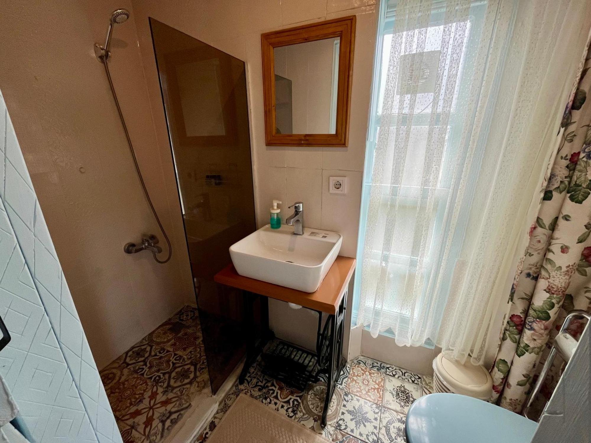 Deluxe Çift Kişilik Oda (2 Yetişkin + 1 Çocuk)