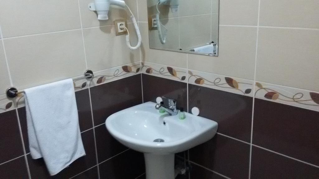 Tek Kişilik Oda - Banyolu