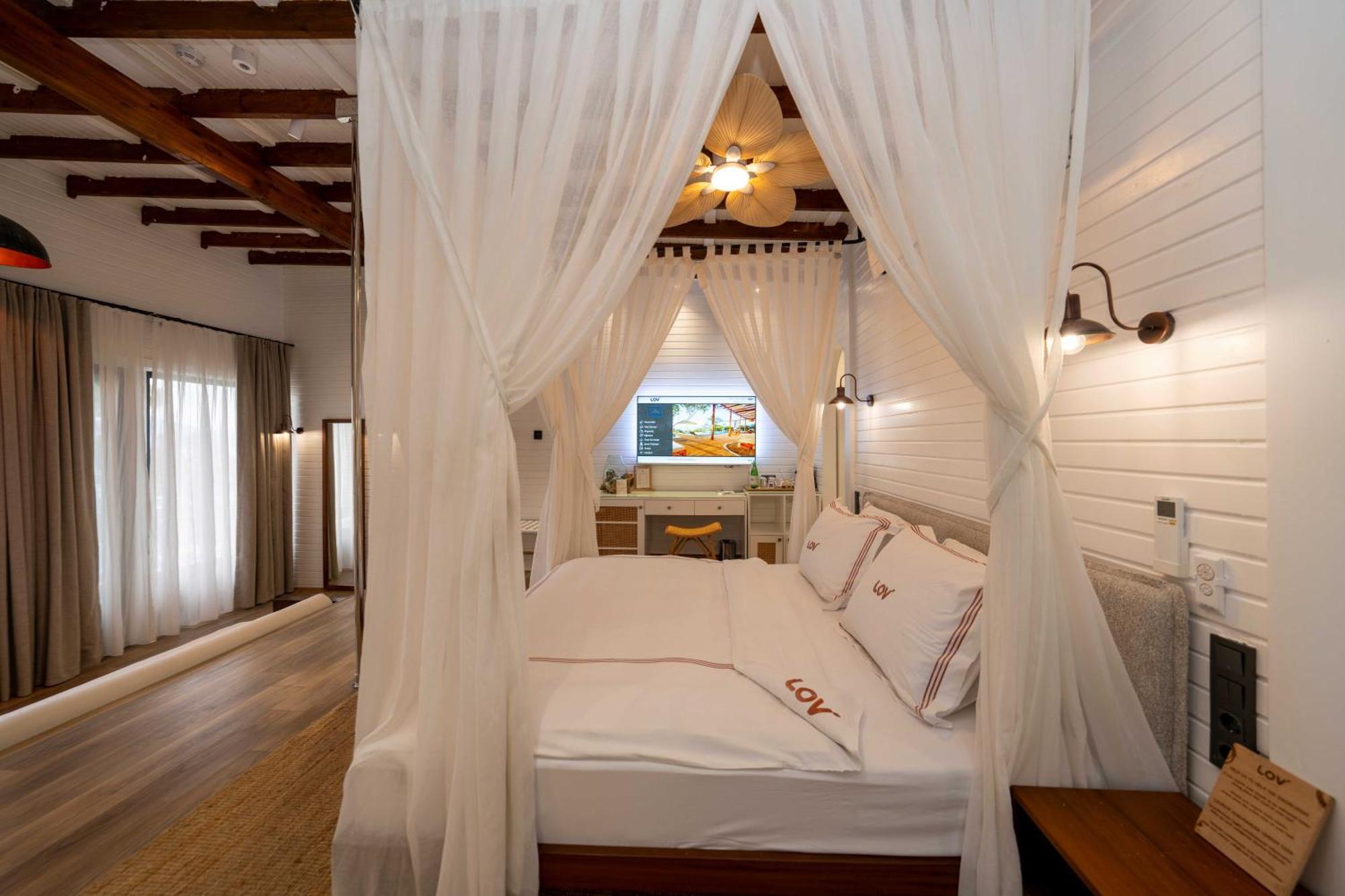 Deluxe Villa