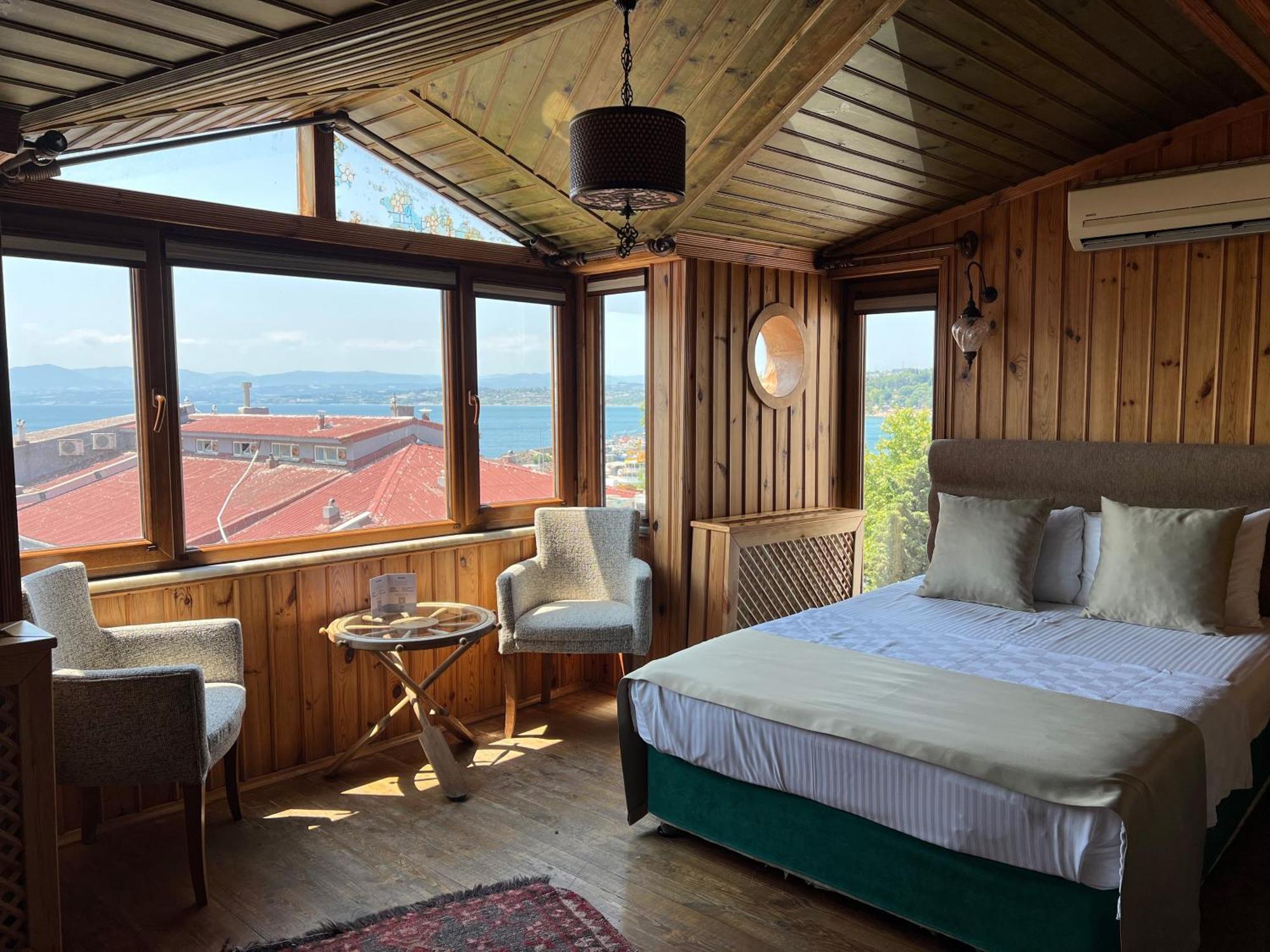 Deluxe Çift Kişilik Oda - Deniz Manzaralı