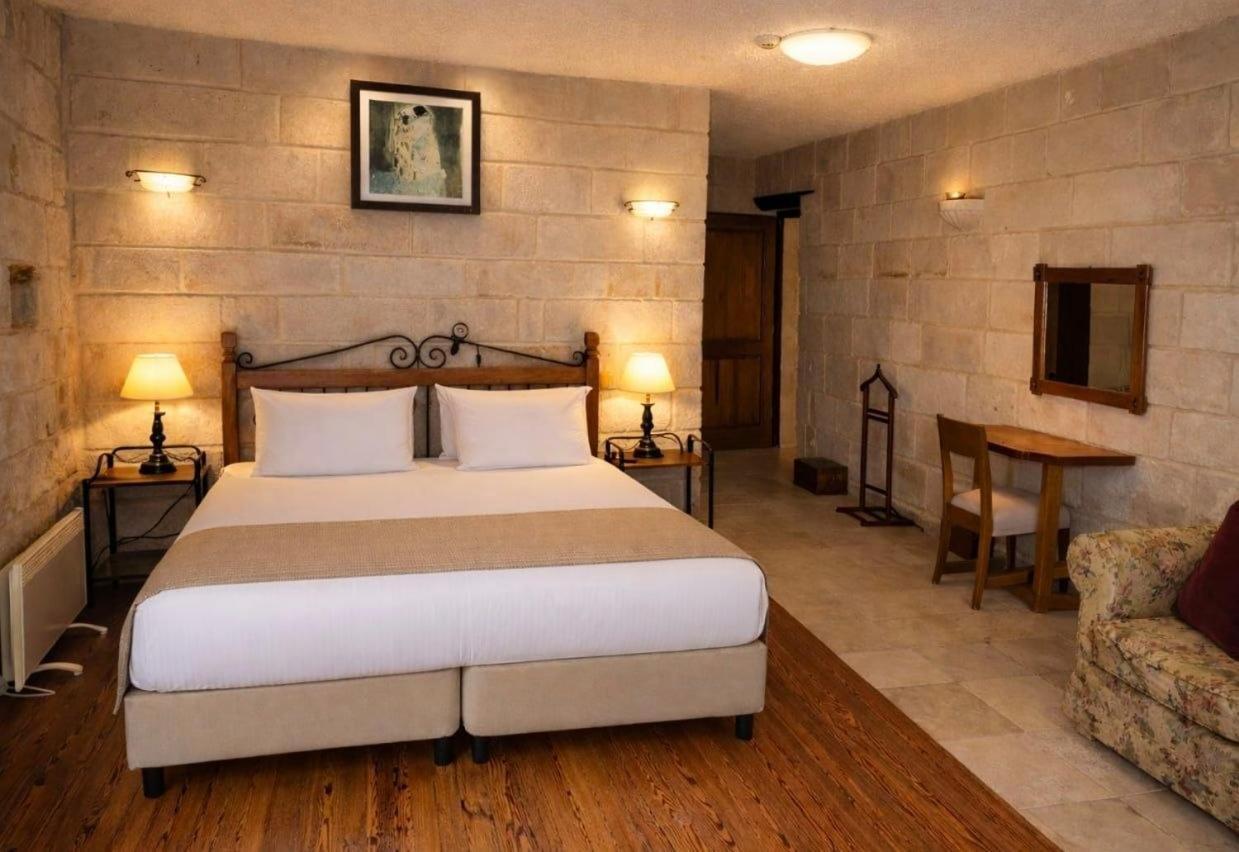 Deluxe Çift Kişilik Oda - Kale Manzaralı