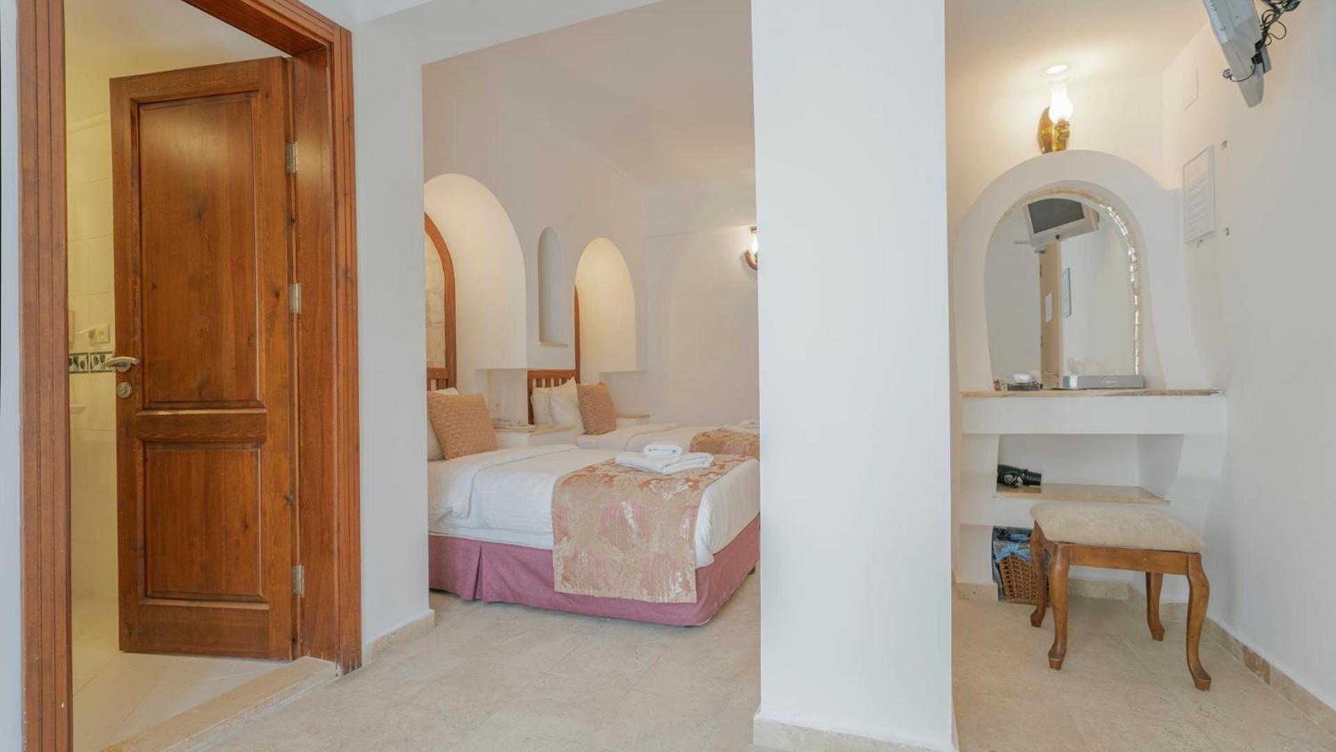 Standard Twin Room,1771735516:JPEG