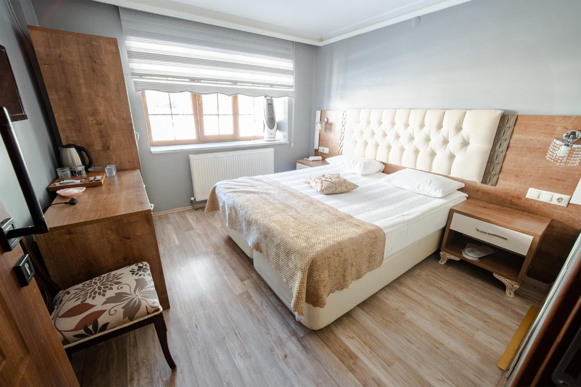 Deluxe Çift Kişilik veya İki Yataklı Oda
