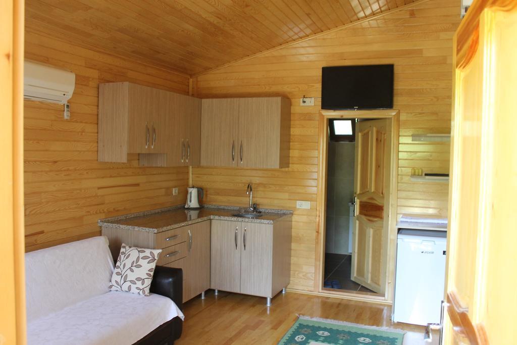 Bungalov (3 Yetişkin + 1 Çocuk)