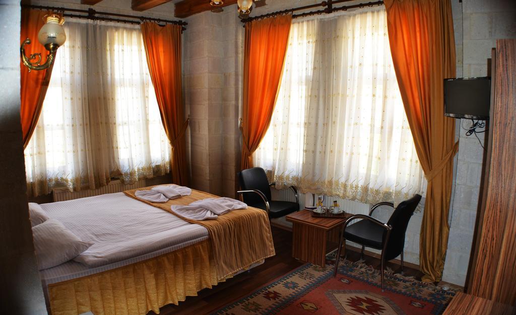 Deluxe Çift Kişilik Oda - Küvetli