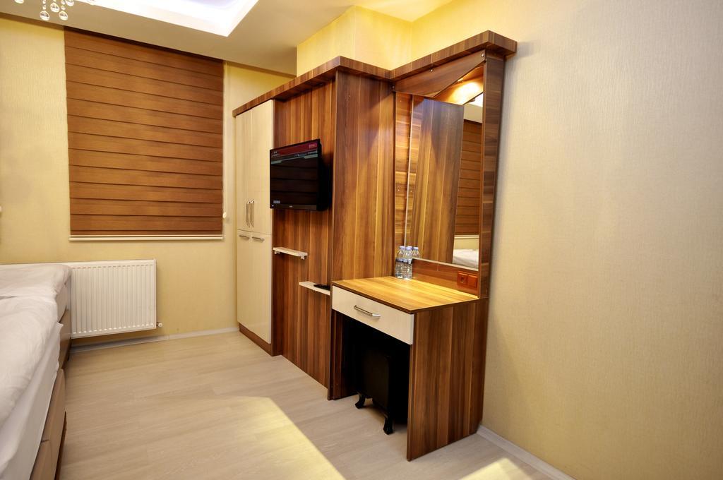 Deluxe Çift Kişilik Oda (2 Yetişkin + 1 Çocuk)