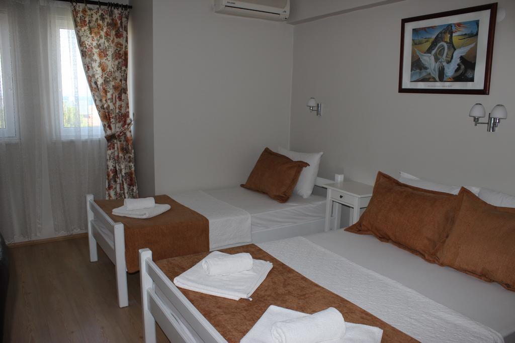 Deluxe Çift Kişilik veya İki Yataklı Oda - Deniz Manzaralı