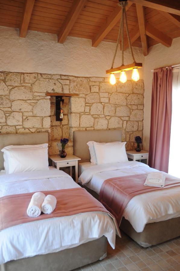Deluxe Çift Kişilik Oda (2 Yetişkin + 1 Çocuk)