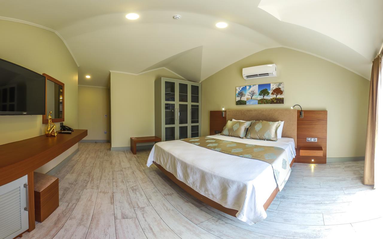 Double Room with Extra Bed
