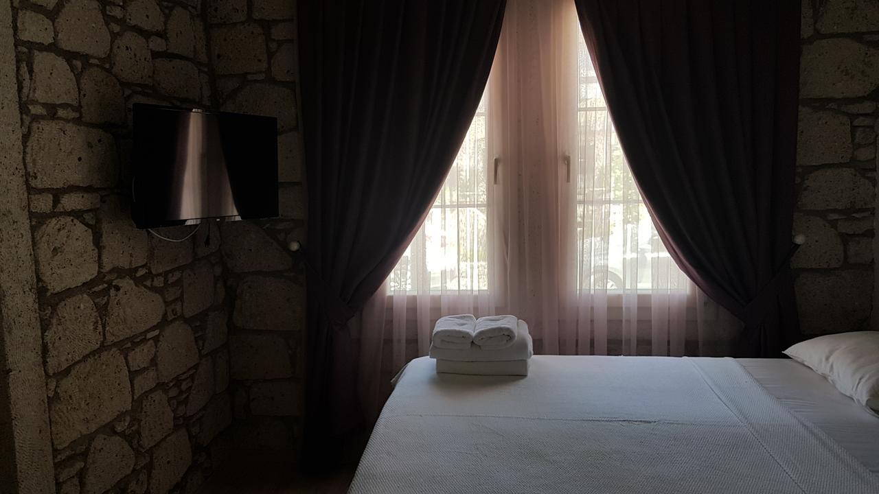 Standart Üç Kişilik Oda