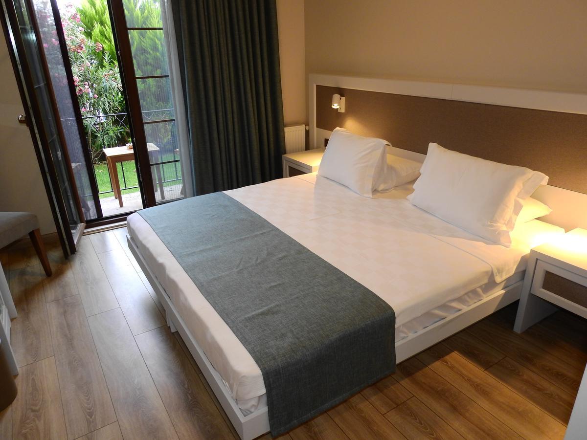 Deluxe Çift Kişilik veya İki Yataklı Oda