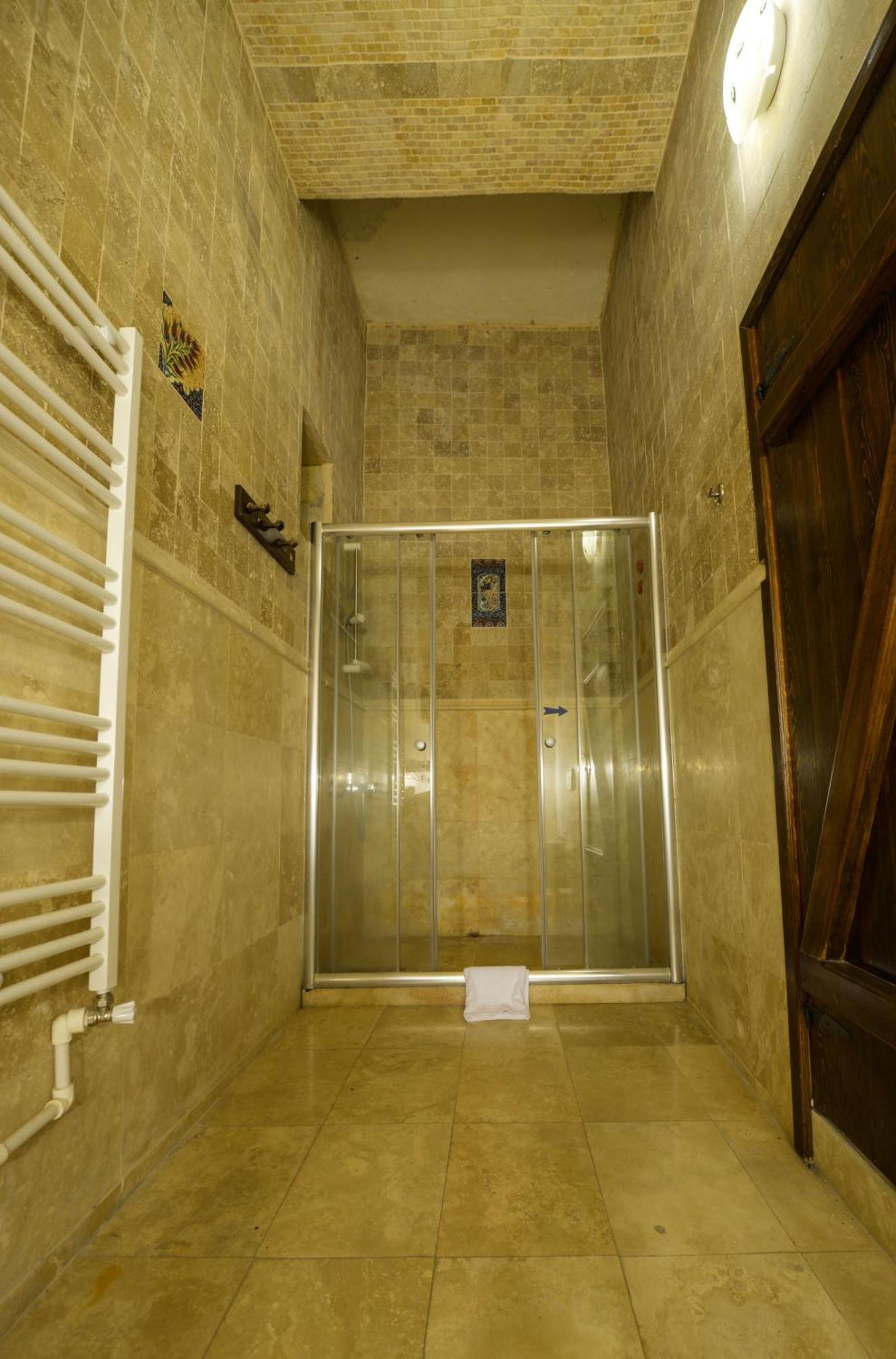 Arch Suite