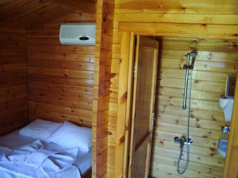 Bungalov (2 Yetişkin)