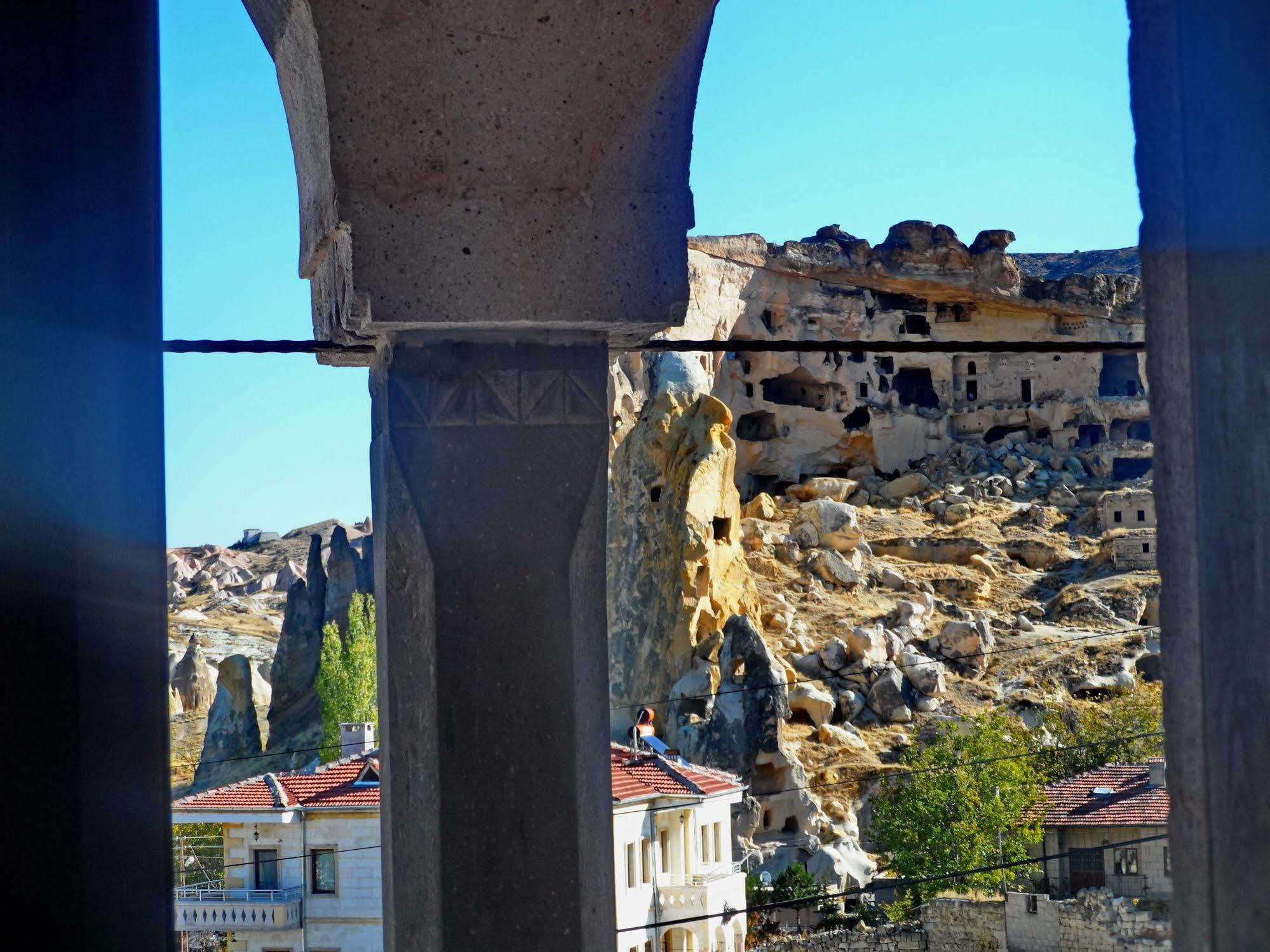 Klasik Çift Kişilik Oda - Balkonlu