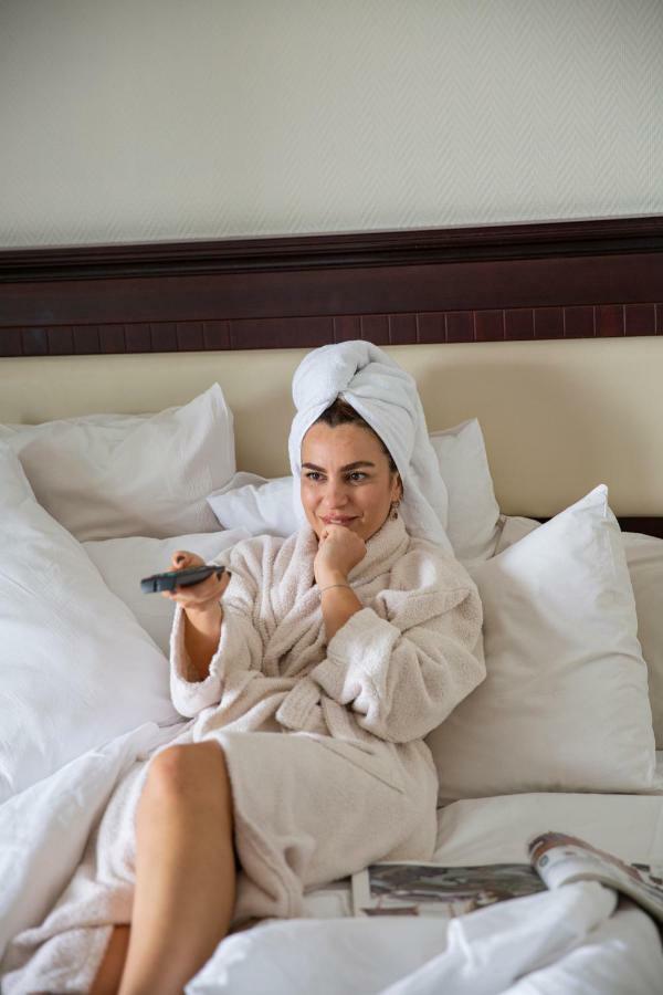 Deluxe Çift Kişilik Oda - Havuz Manzaralı