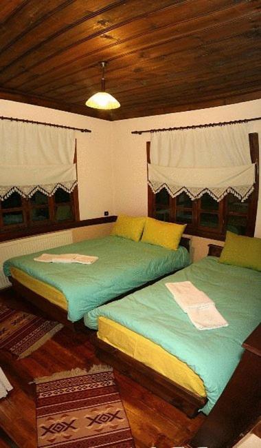 Standart Üç Kişilik Oda