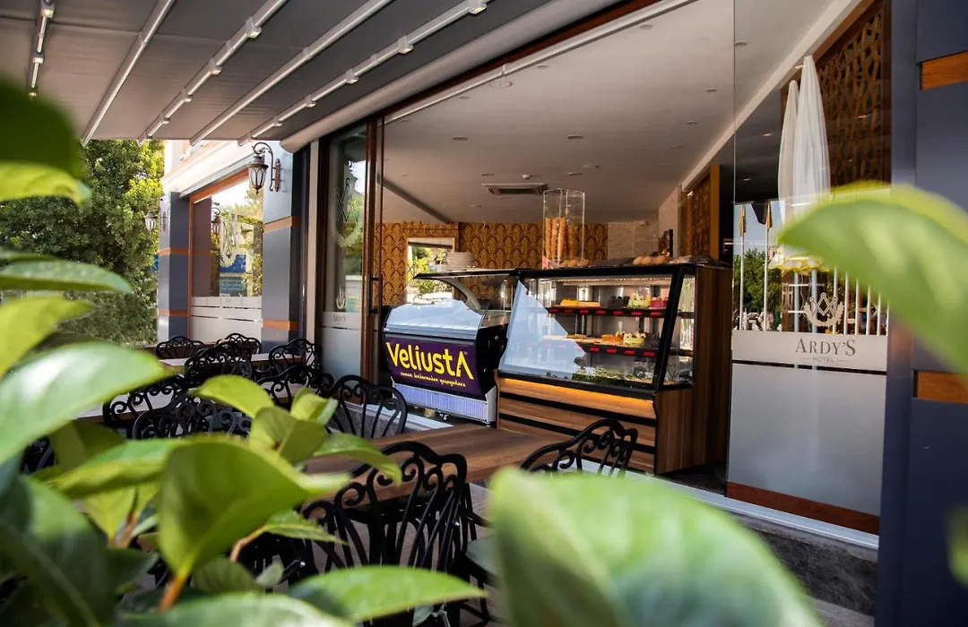 Ardy'S Hotel-1
