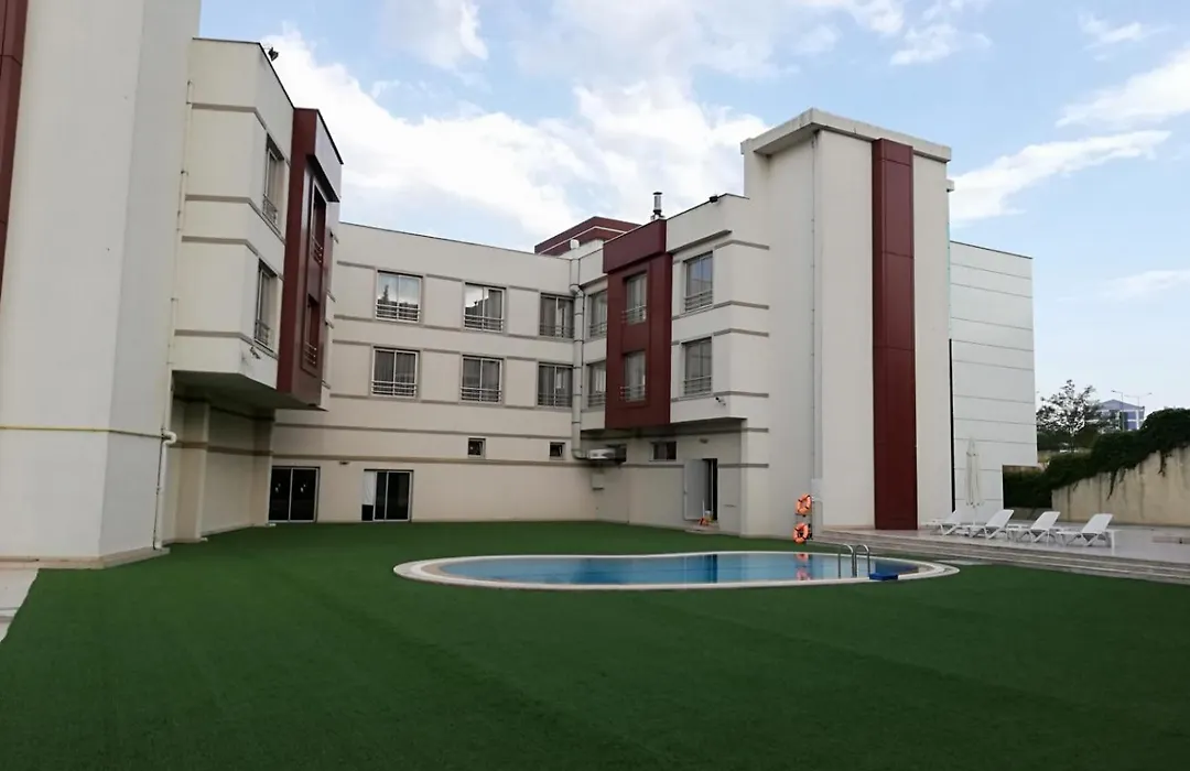 Tuna Hotel-1