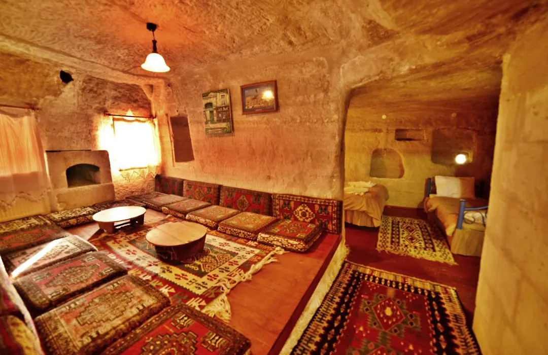 Cave Seasons Deluxe Hotel-1