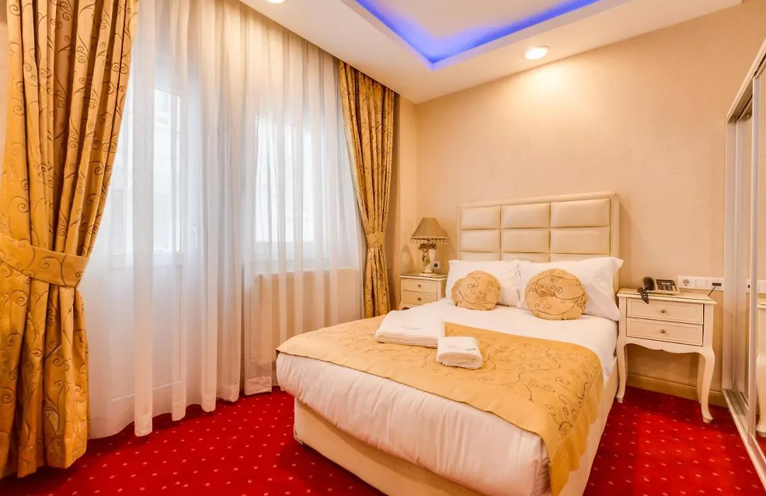 Twins Hotel-1