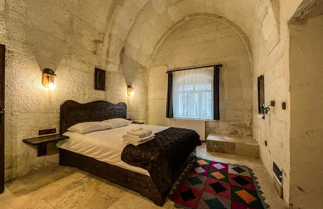 Takunya Cave Hotel-1