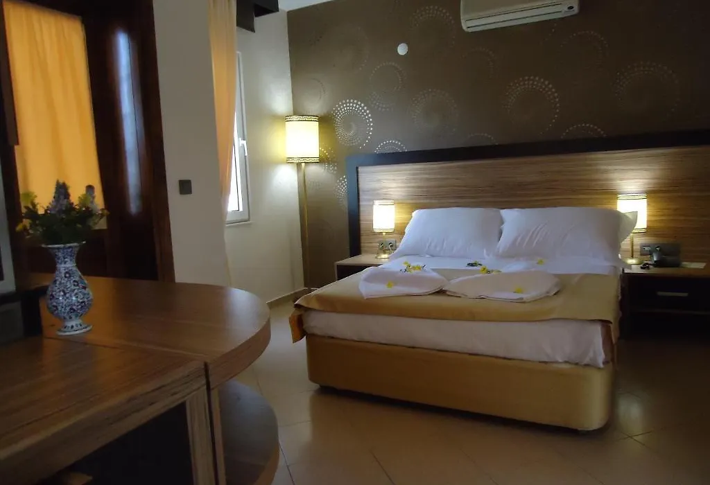Ayvalik Beach Hotel-1