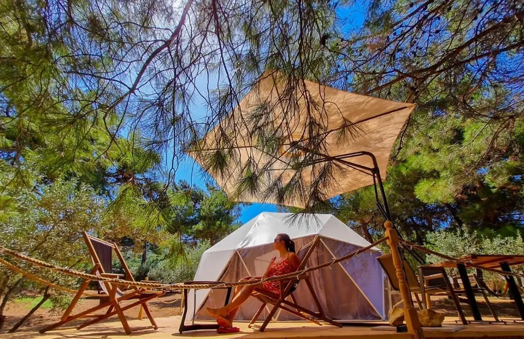Foca Dome Glamping Suits-1