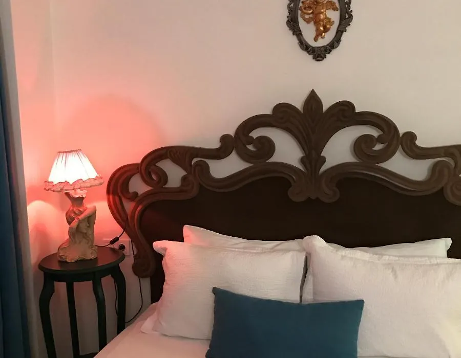 Ayvalık Rebetiko Otel-1