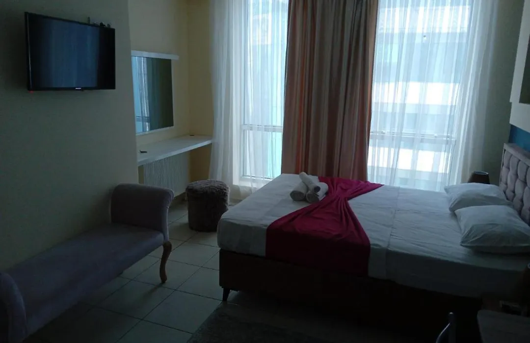 Daisy Hotel-1