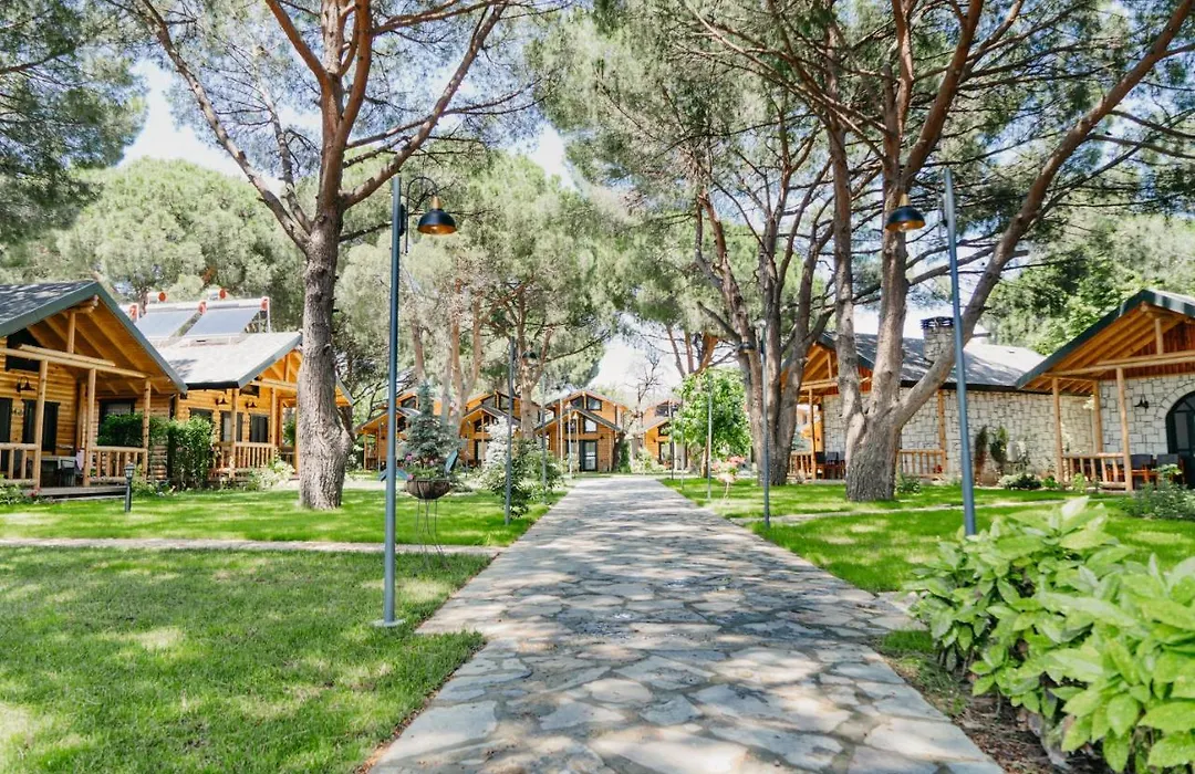 Pino Mar Luxury Bungalows-1