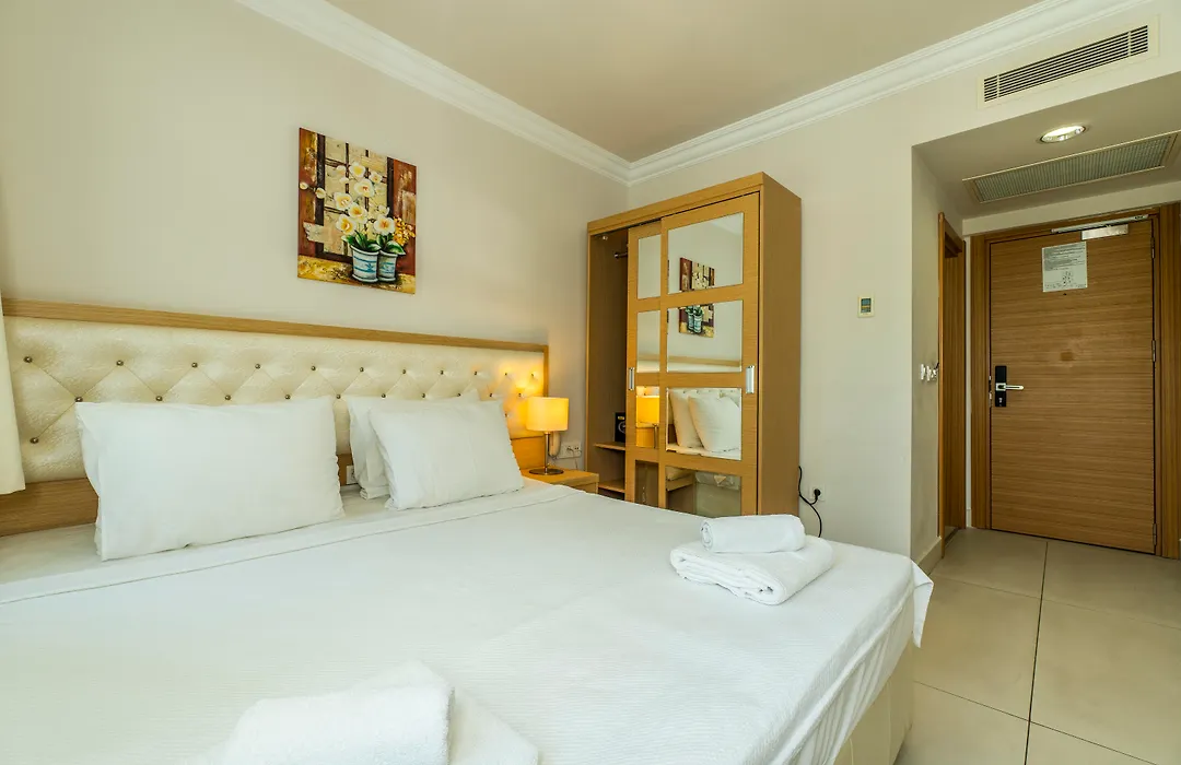 Dragut Point North Hotel-1