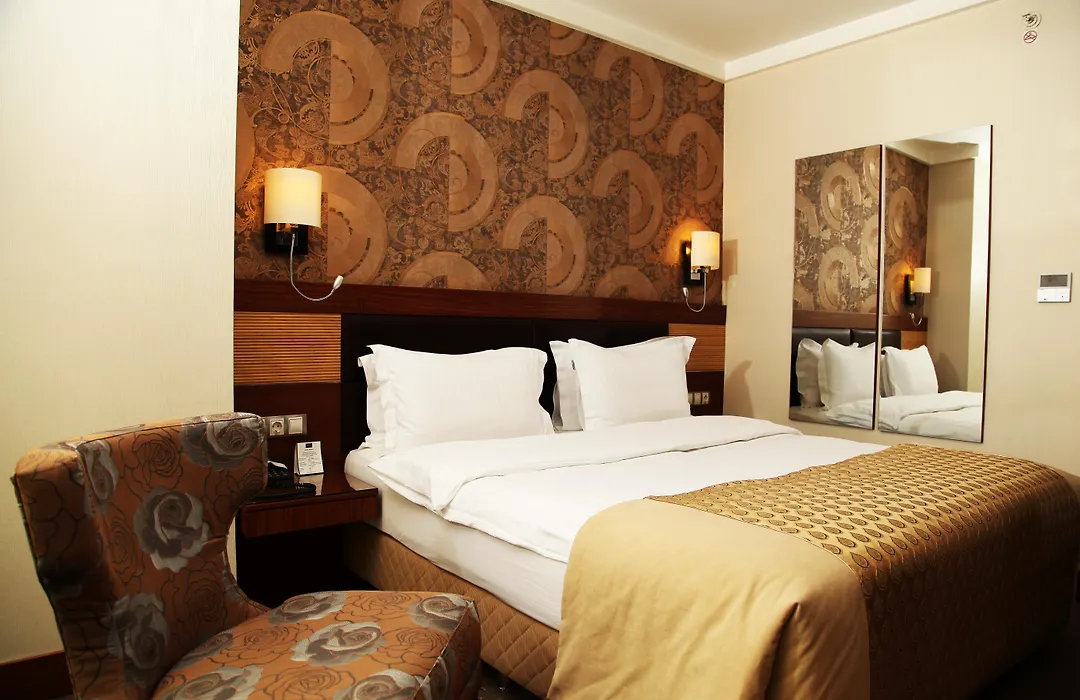 Armıs Hotel-1
