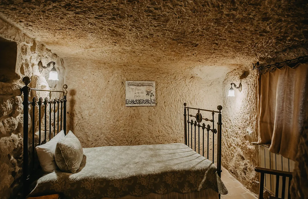 Melekler Evi Cave Hotel-1