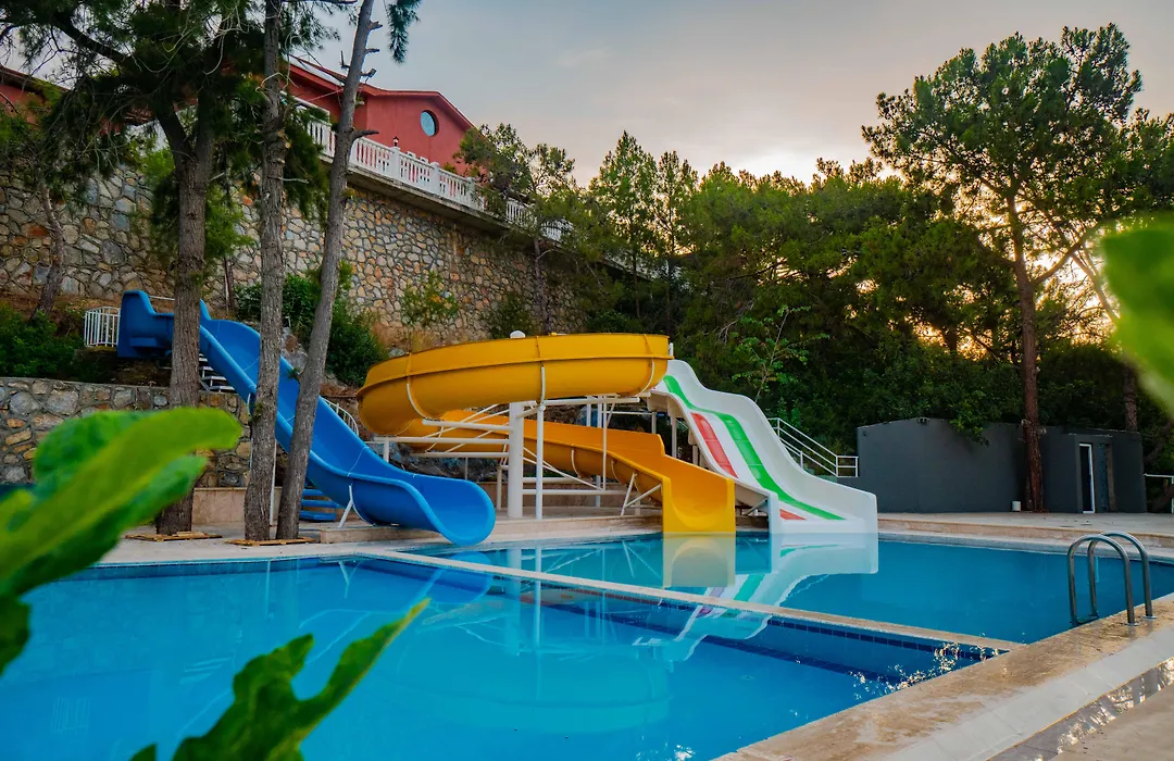 Senza Garden Holiday Club-1
