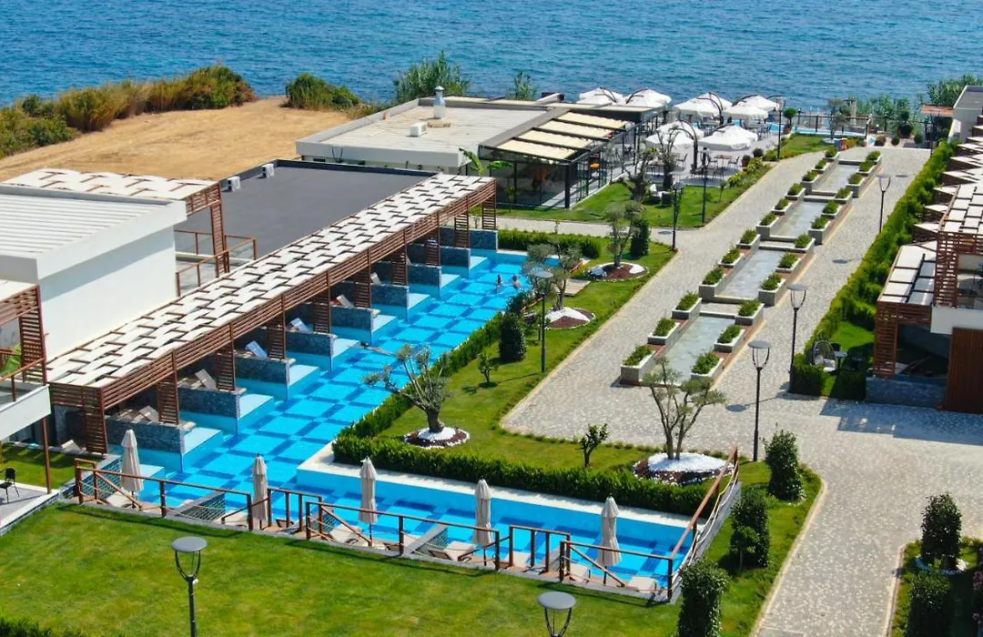 Feniks Priority Hotel-1