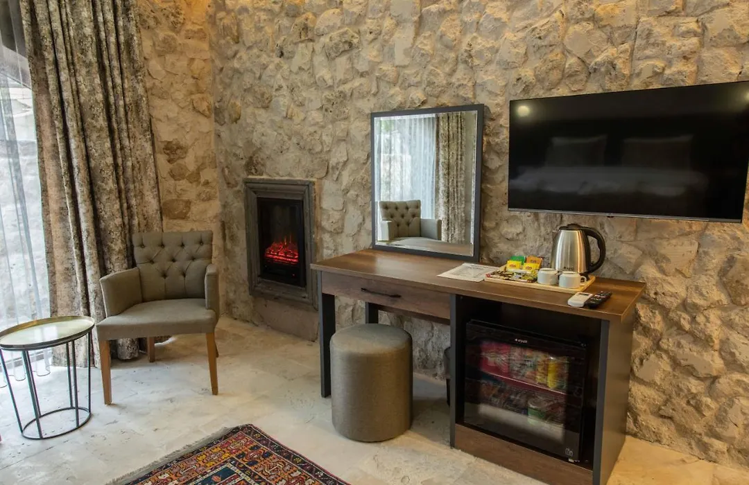 Ahiyan Hotel-1
