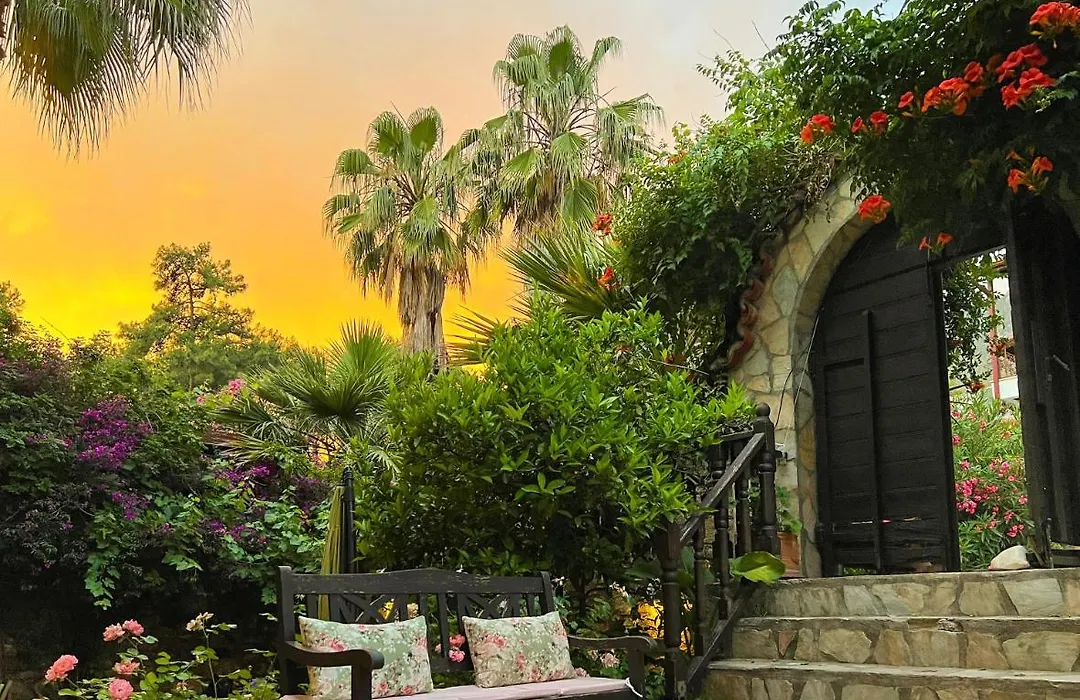 Liya Boutique Hotel & Suites-1